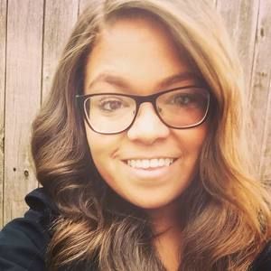 Meet your Posher, Devonie